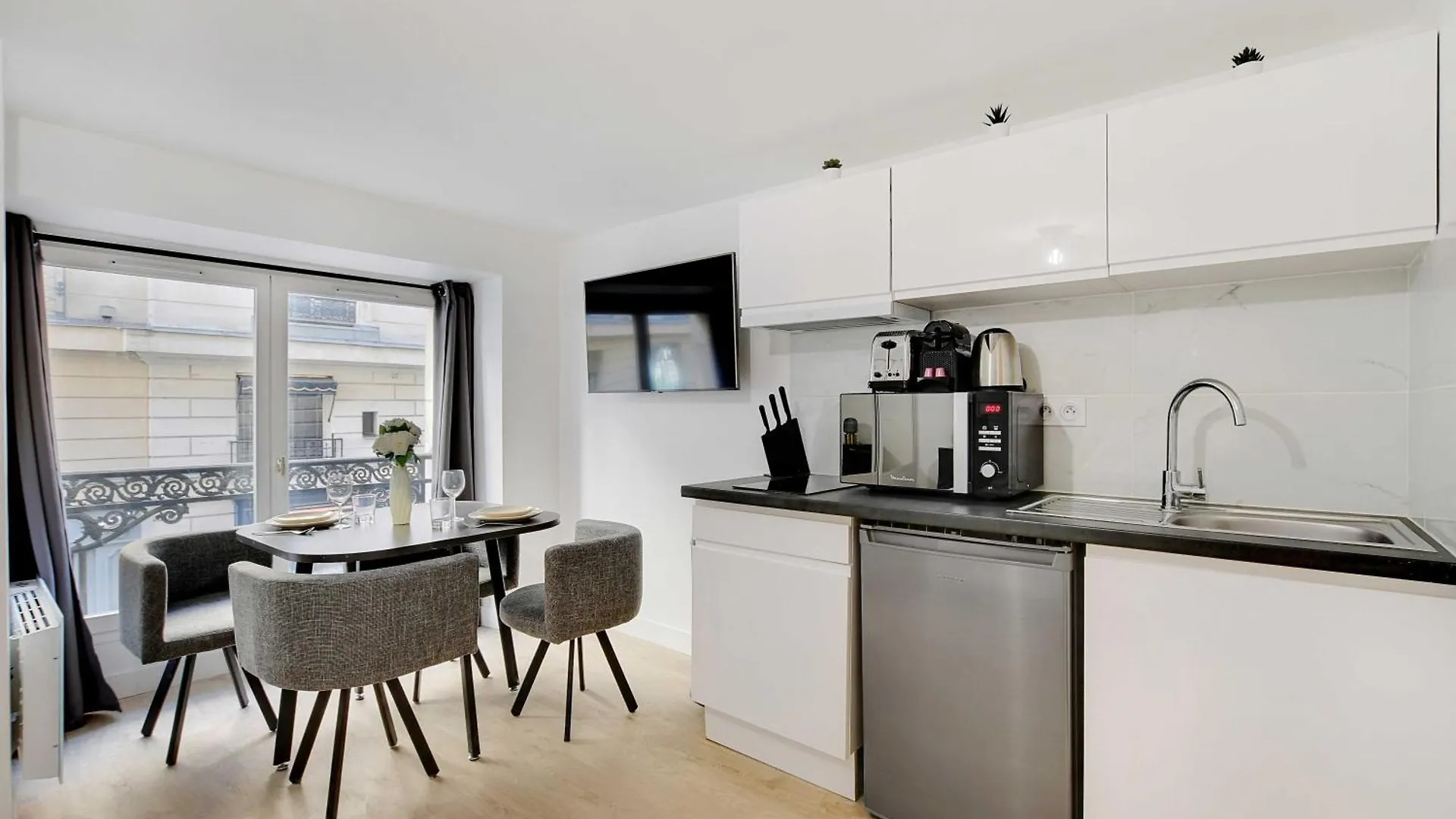 Lovely Appartement In The Heart Of Paris Opera 0*,  France